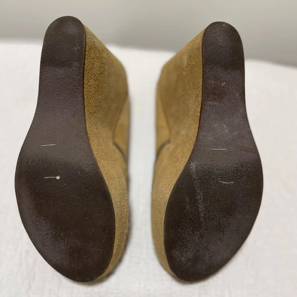 Kork-Ease Tan Suede Wedge Sandals with Metallic Accent